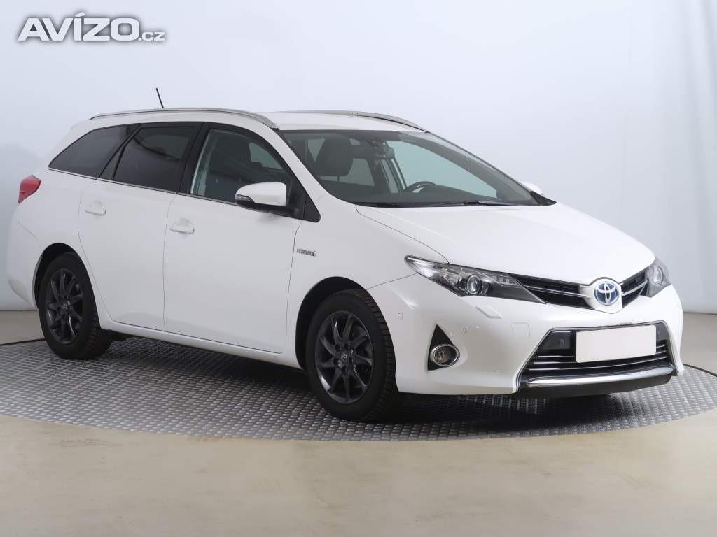 Toyota Auris Hybrid