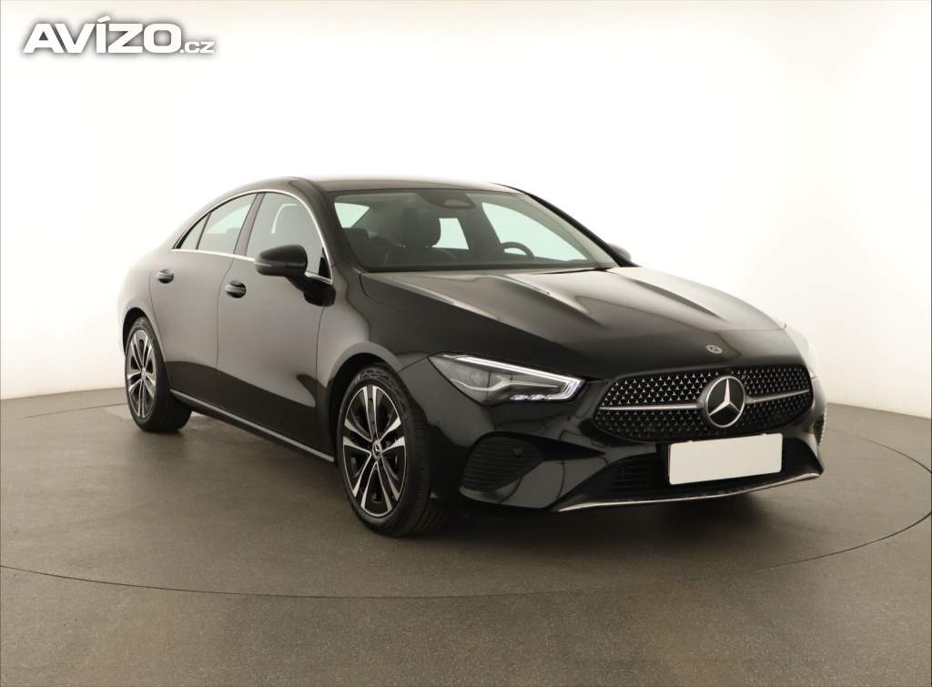 Mercedes-Benz CLA 180