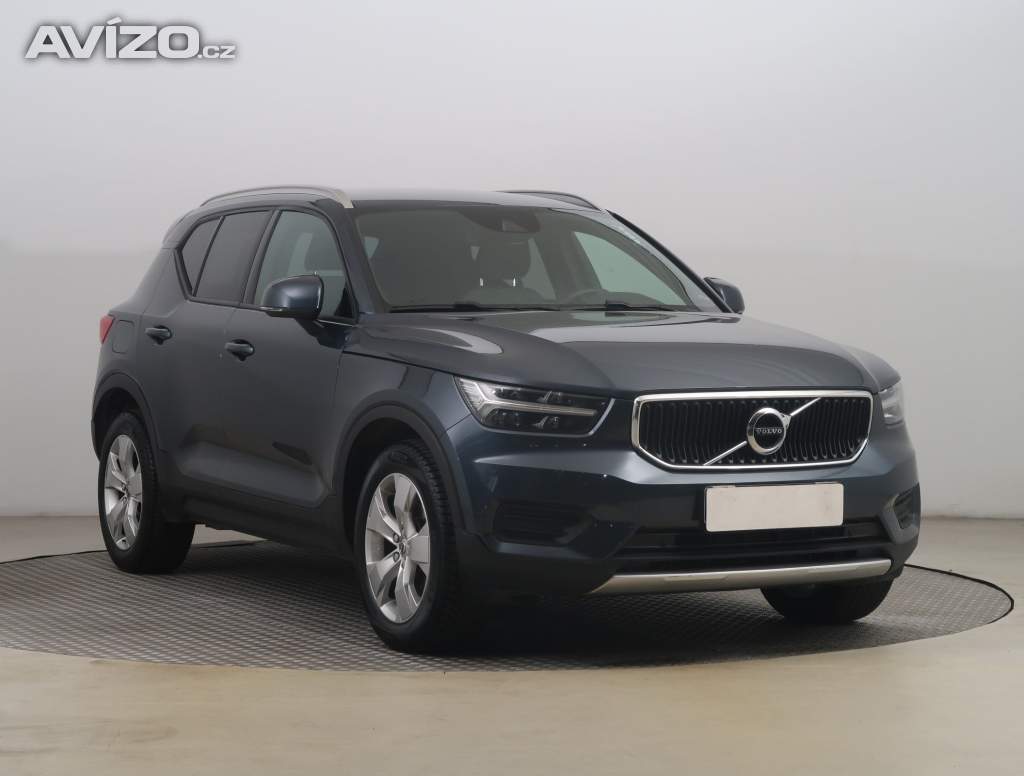 Volvo XC40 T2