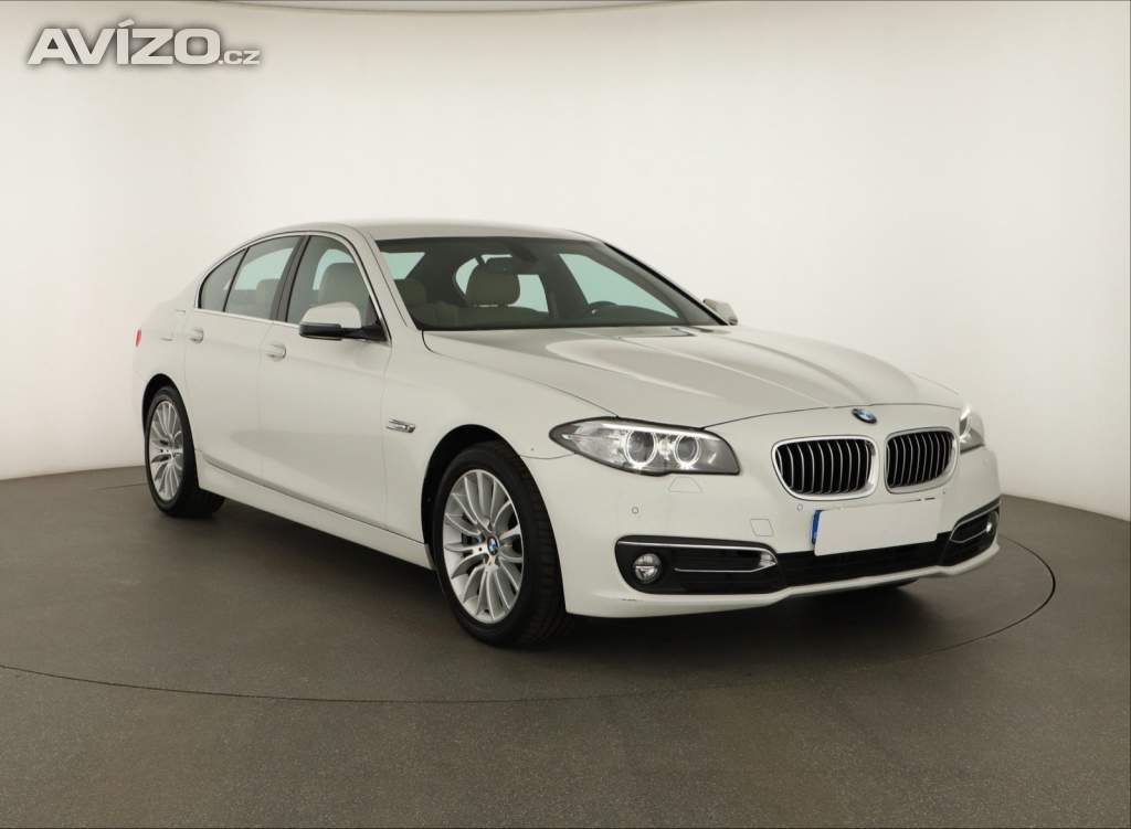 BMW Řada 5 520d xDrive