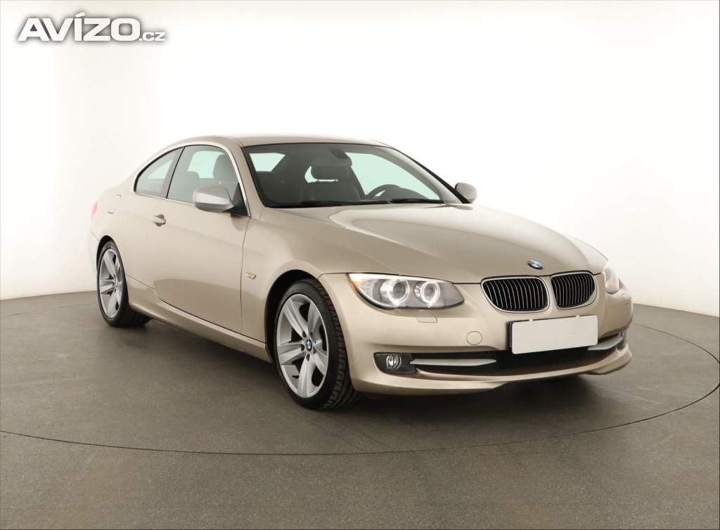 BMW Řada 3 320 i