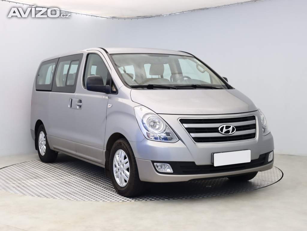 Hyundai H-1 Tour 2.5 CRDi