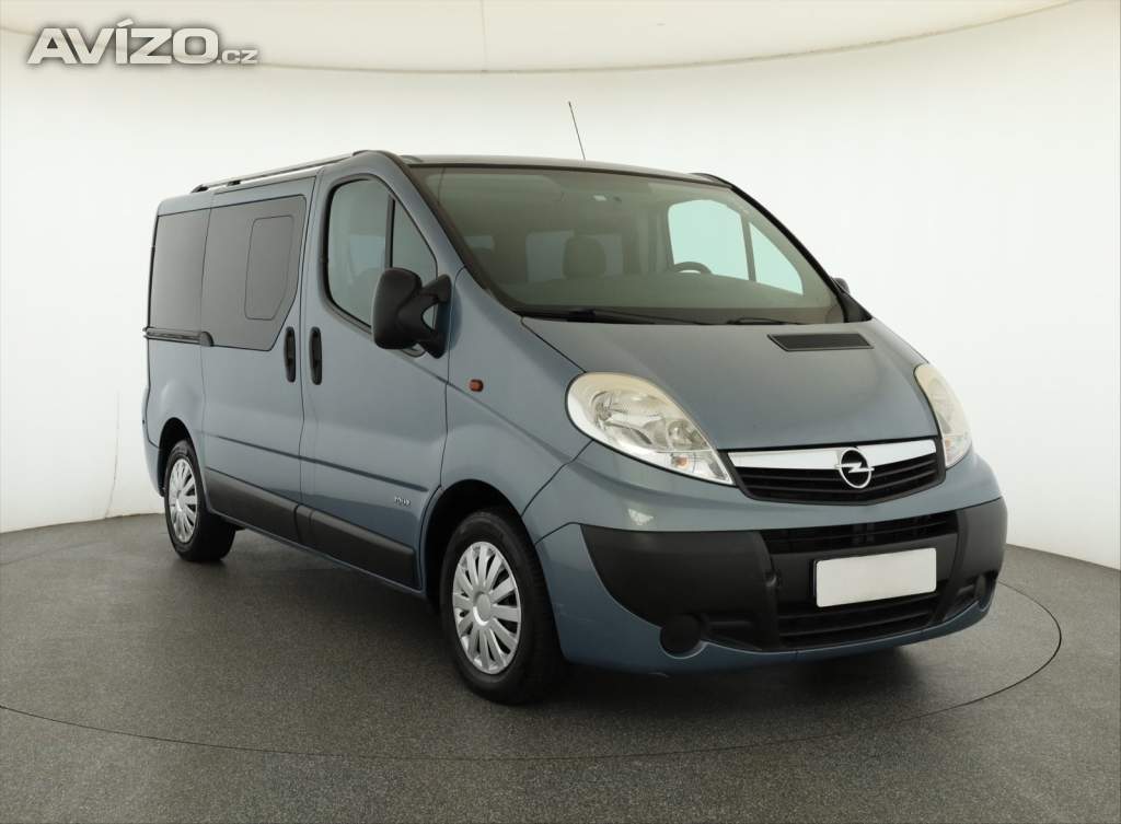 Opel Vivaro 2.5 CDTI