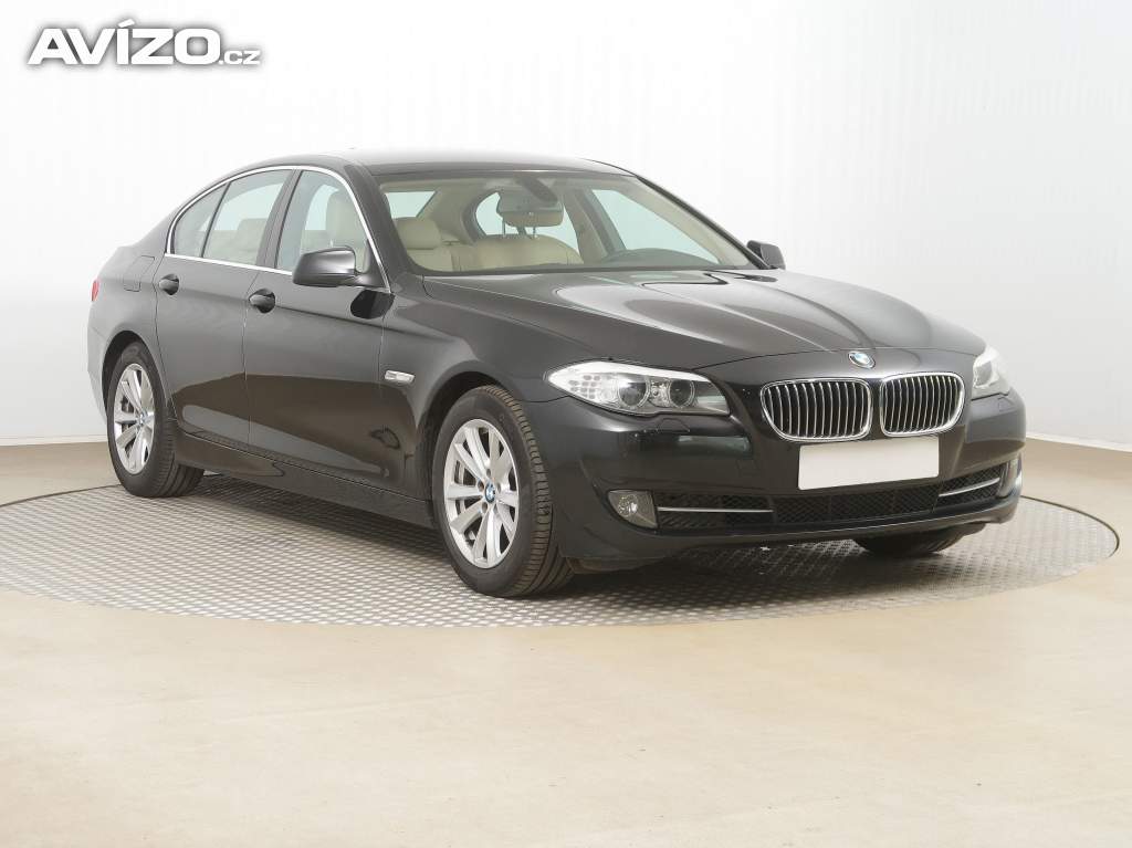 BMW Řada 5 523i