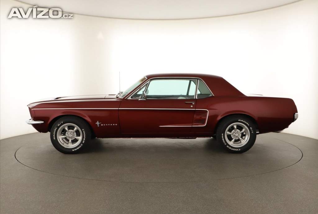 Ford Mustang 302 cu in (4.9 V8)