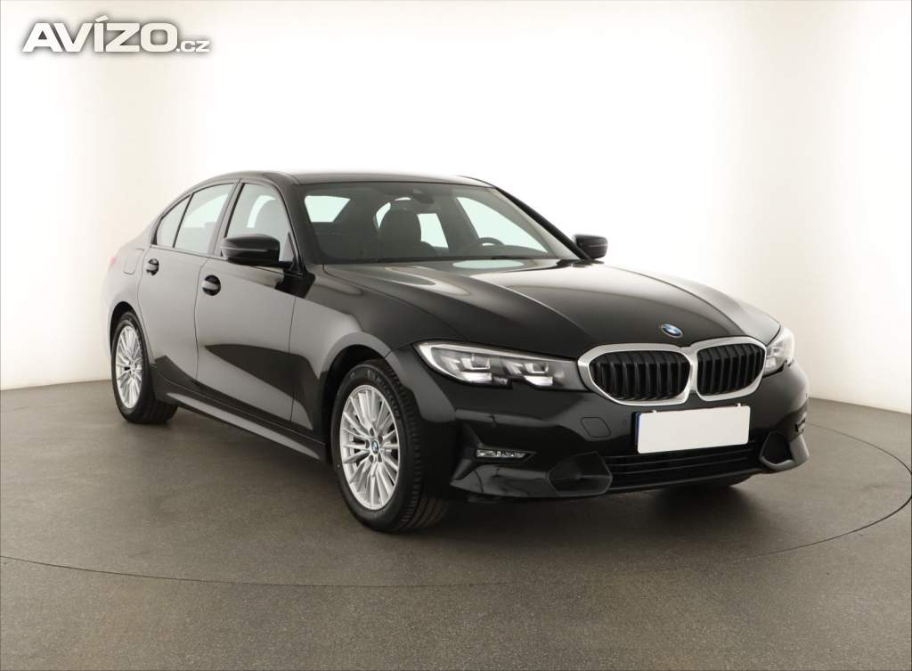 BMW Řada 3 318 i