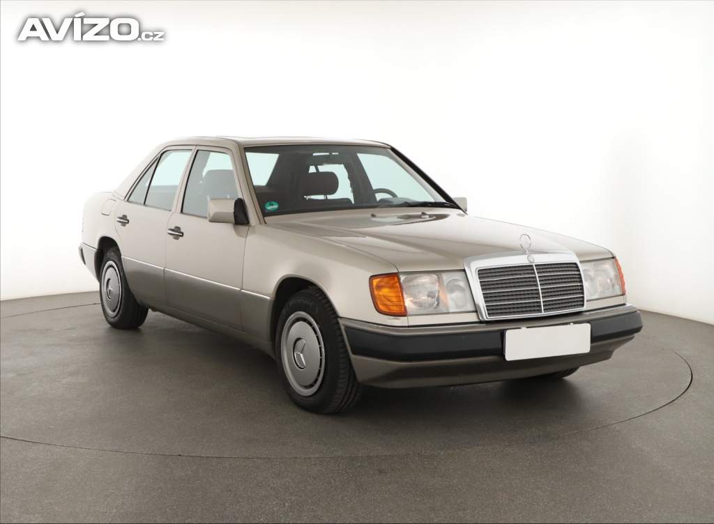 Mercedes-Benz W124 300 E
