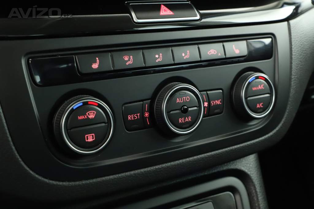 Foto inzerátu Volkswagen Sharan 2.0 TDI