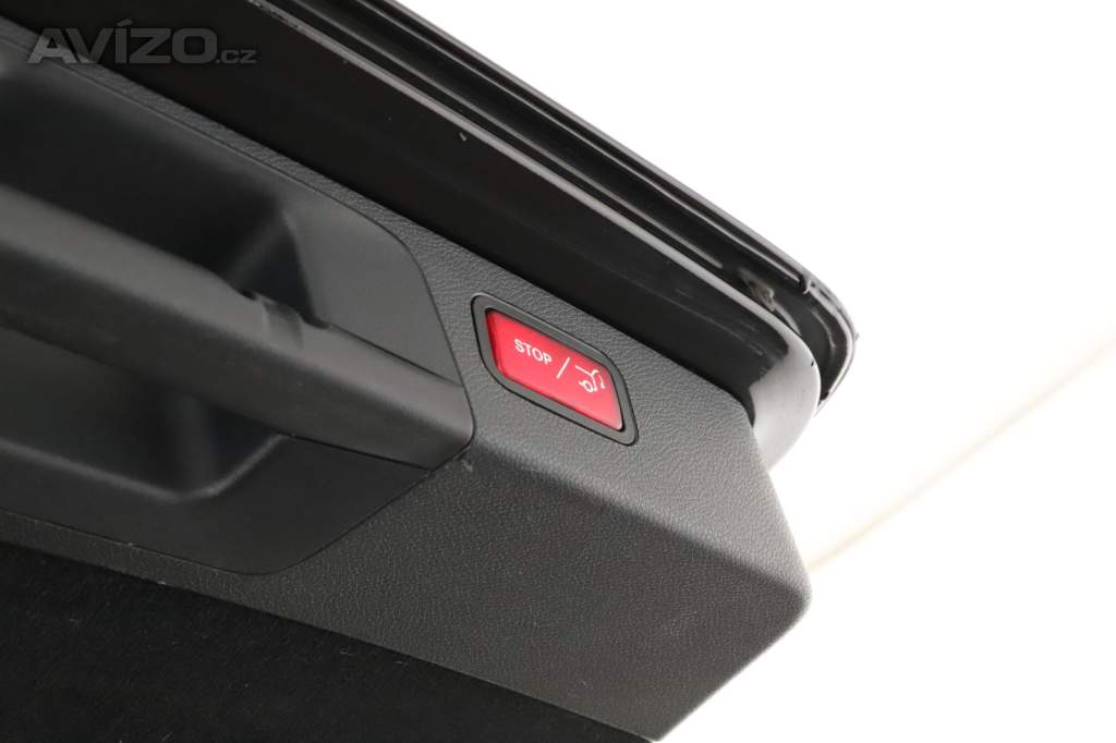 Foto inzerátu Mercedes-Benz Třídy E E 400 4MATIC