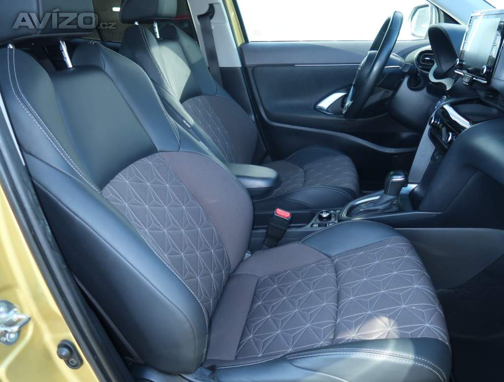 Foto inzerátu Toyota Yaris Cross 1.5 VVT-iE E-Four