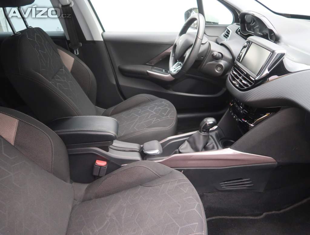 Foto inzerátu Peugeot 2008 1.2 PureTech