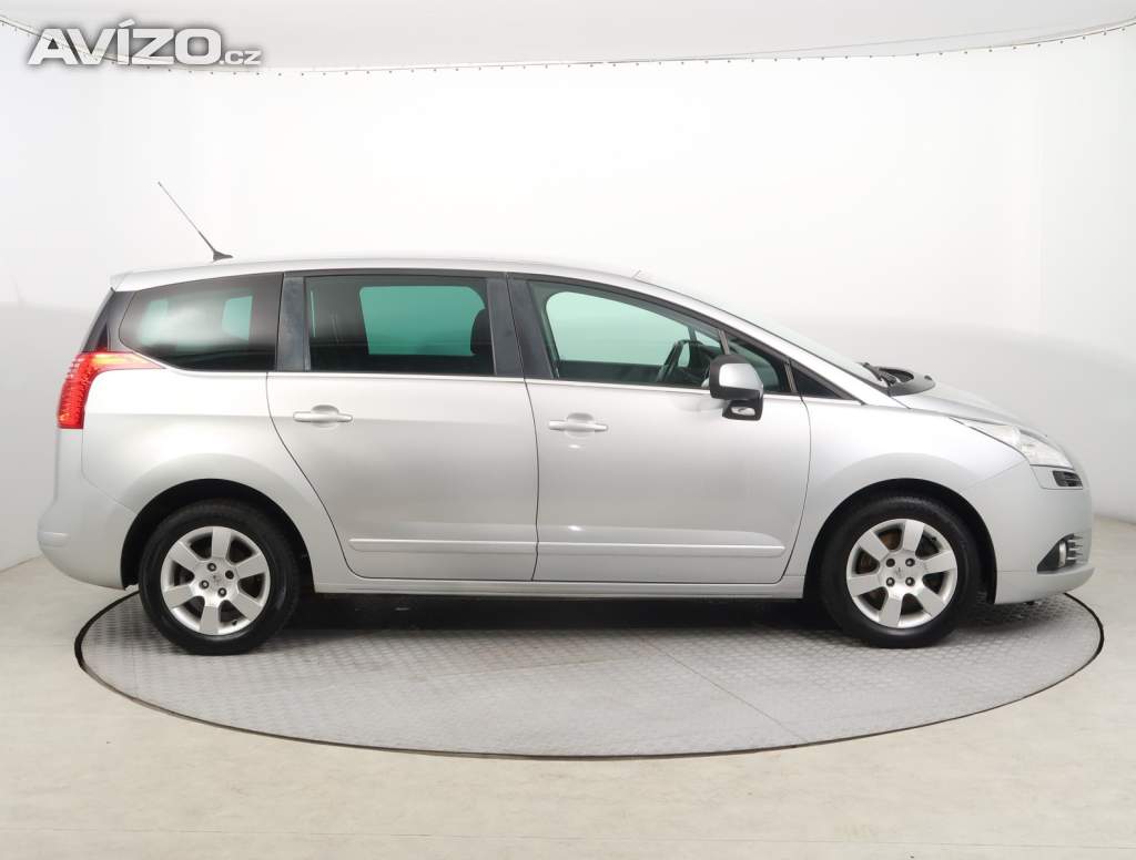 Foto inzerátu Peugeot 5008 2.0 BlueHDi