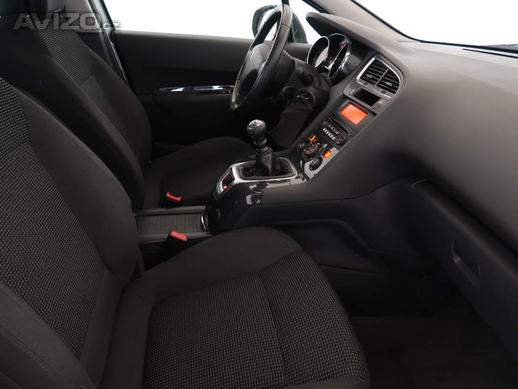 Foto inzerátu Peugeot 5008 2.0 BlueHDi