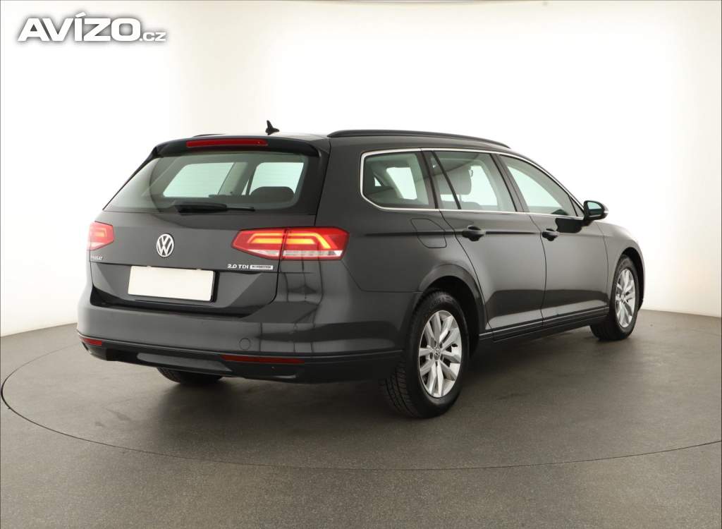 Foto inzerátu Volkswagen Passat 2.0 TDI