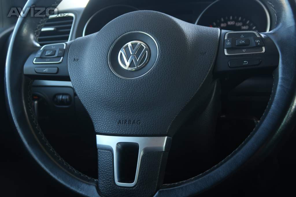 Foto inzerátu Volkswagen Golf 1.2 TSI