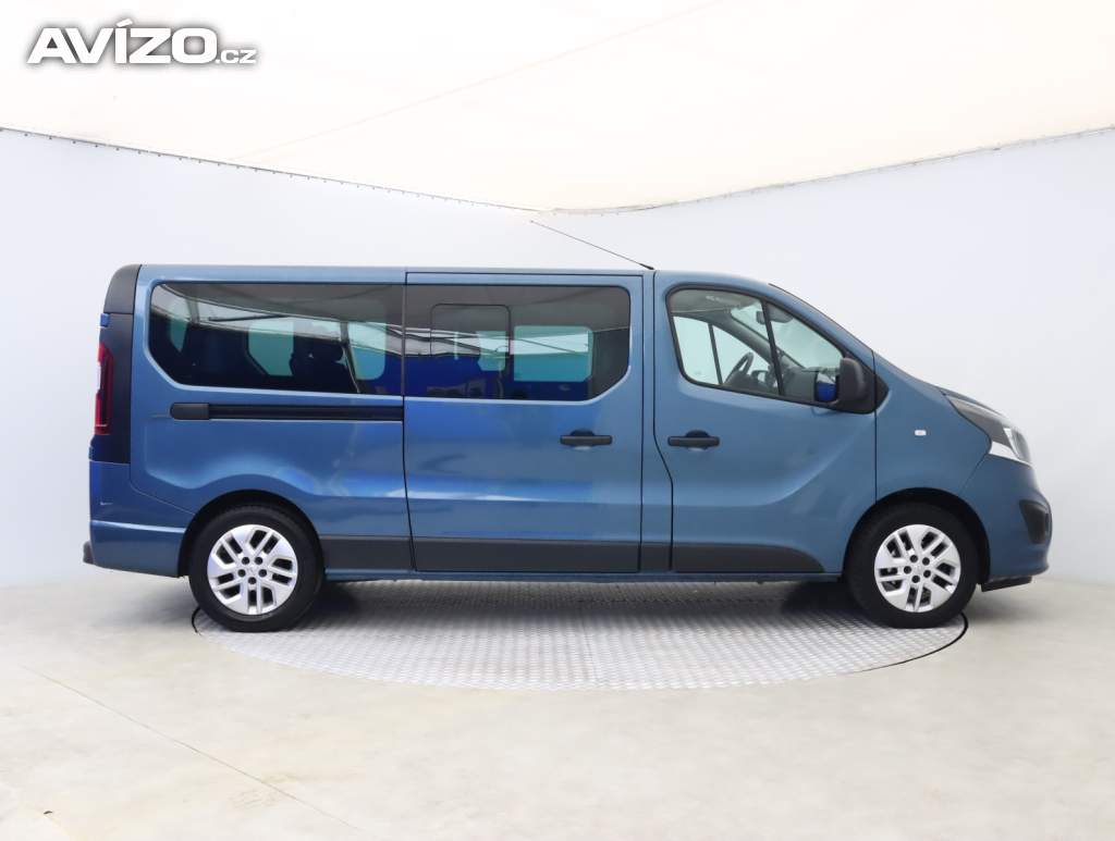 Foto inzerátu Opel Vivaro 1.6 BiCDTI