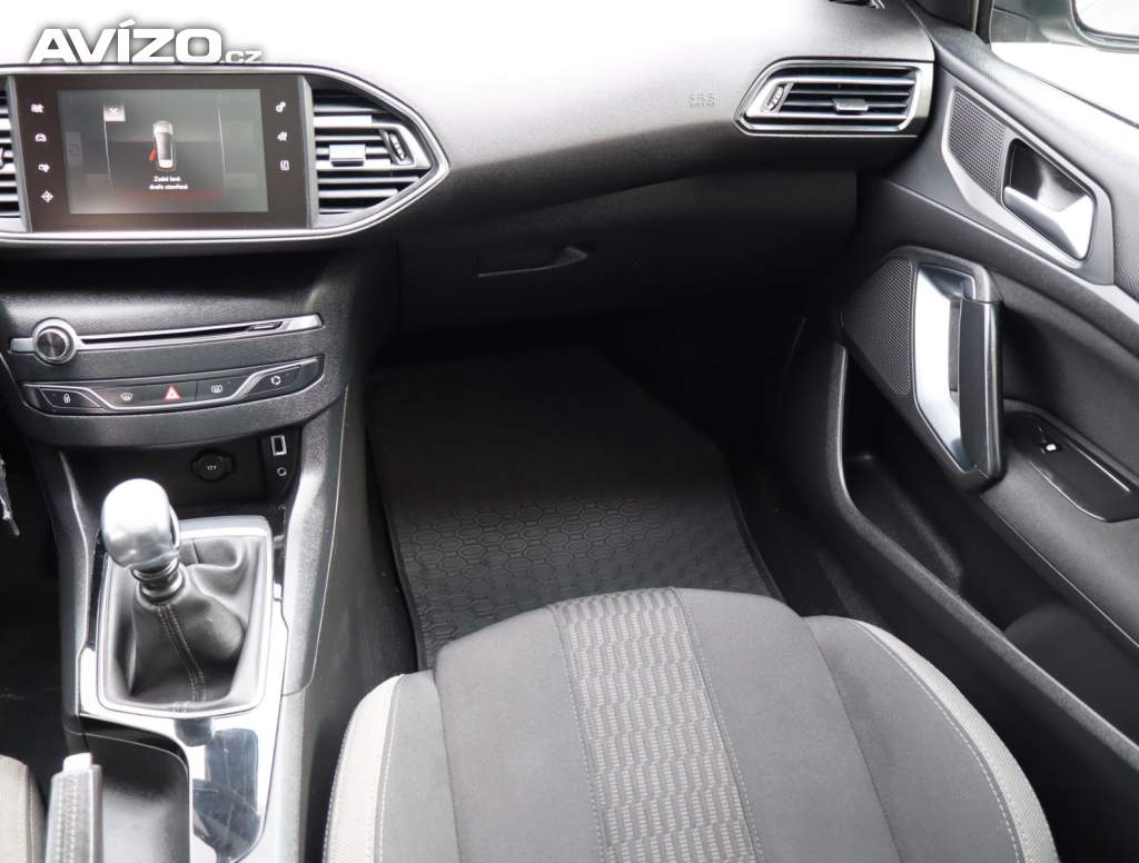 Foto inzerátu Peugeot 308 1.6 BlueHDi