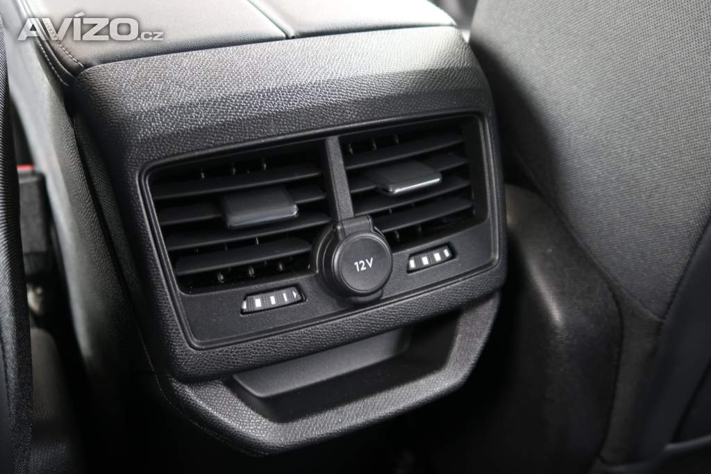 Foto inzerátu Peugeot 3008 1.5 BlueHDi