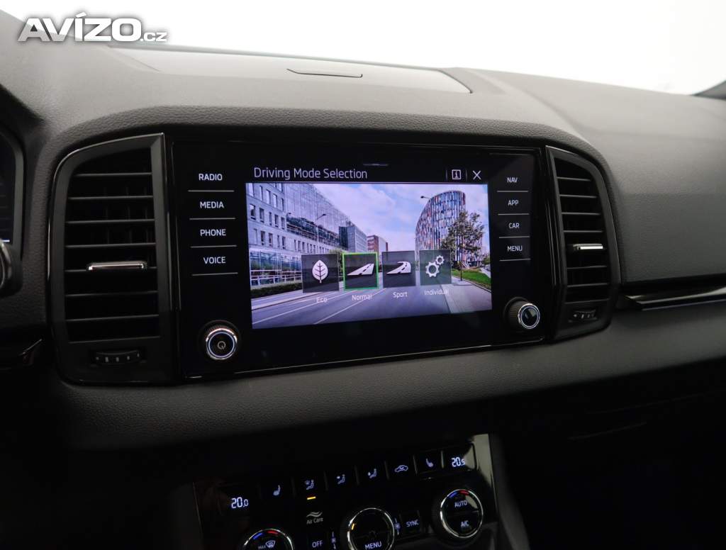 Foto inzerátu Škoda Karoq 1.5 TSI