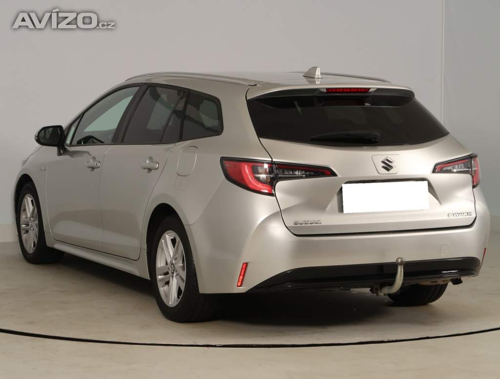 Foto inzerátu Suzuki Swace 1.8 Hybrid