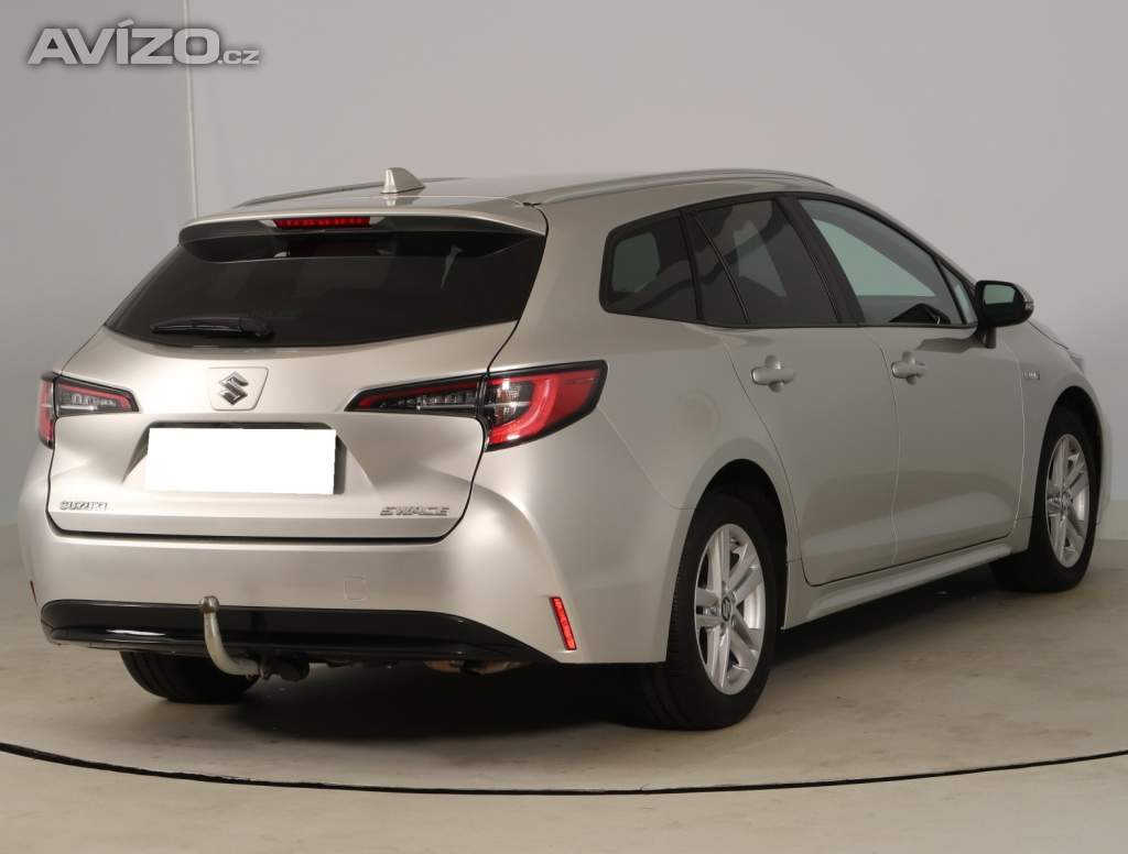 Foto inzerátu Suzuki Swace 1.8 Hybrid