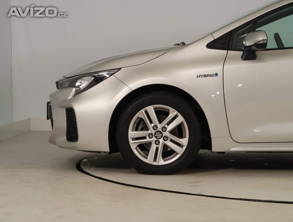 Foto inzerátu Suzuki Swace 1.8 Hybrid