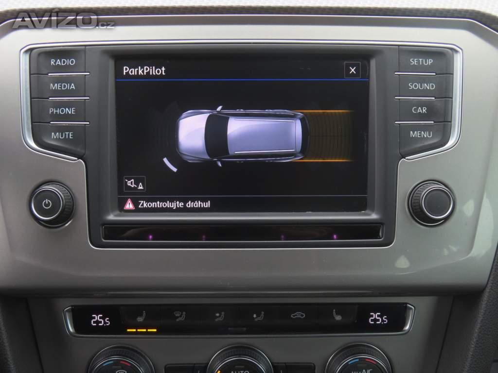 Foto inzerátu Volkswagen Passat 2.0 TDI