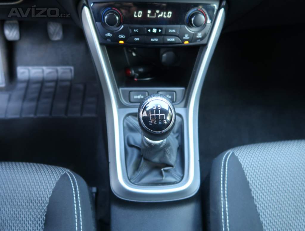 Foto inzerátu Suzuki SX4 S-Cross 1.6 DDiS