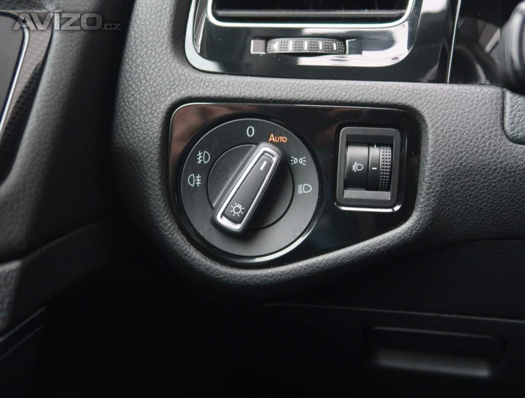 Foto inzerátu Volkswagen Golf 1.4 TSI