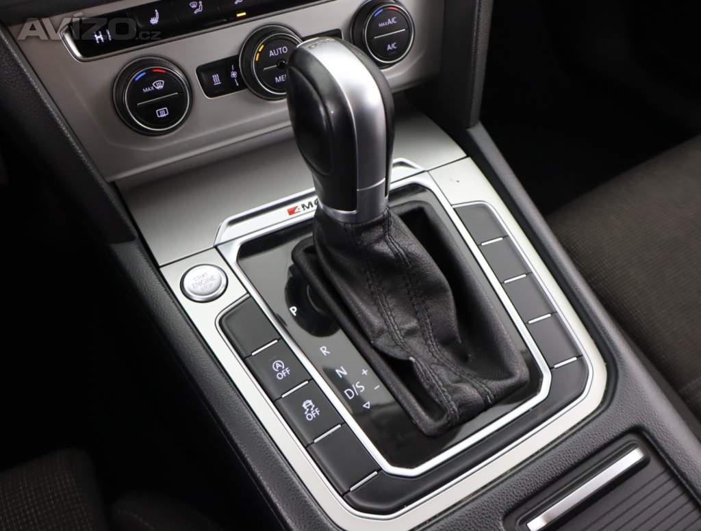 Foto inzerátu Volkswagen Passat 2.0 TDI