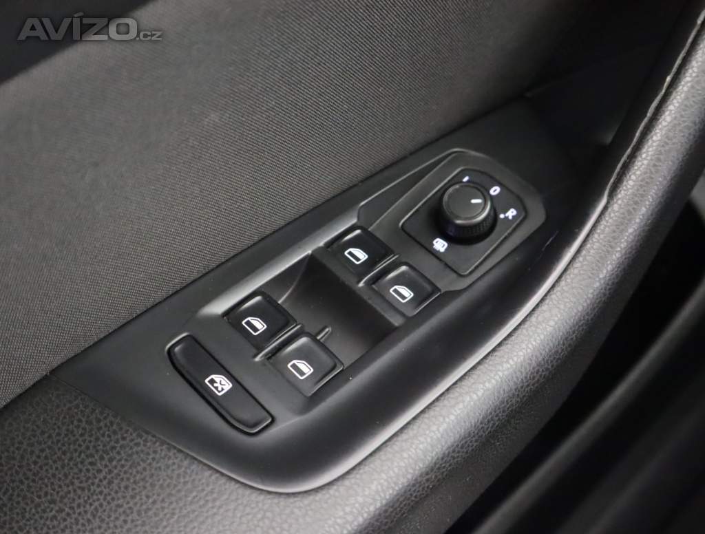 Foto inzerátu Volkswagen Passat 2.0 TDI