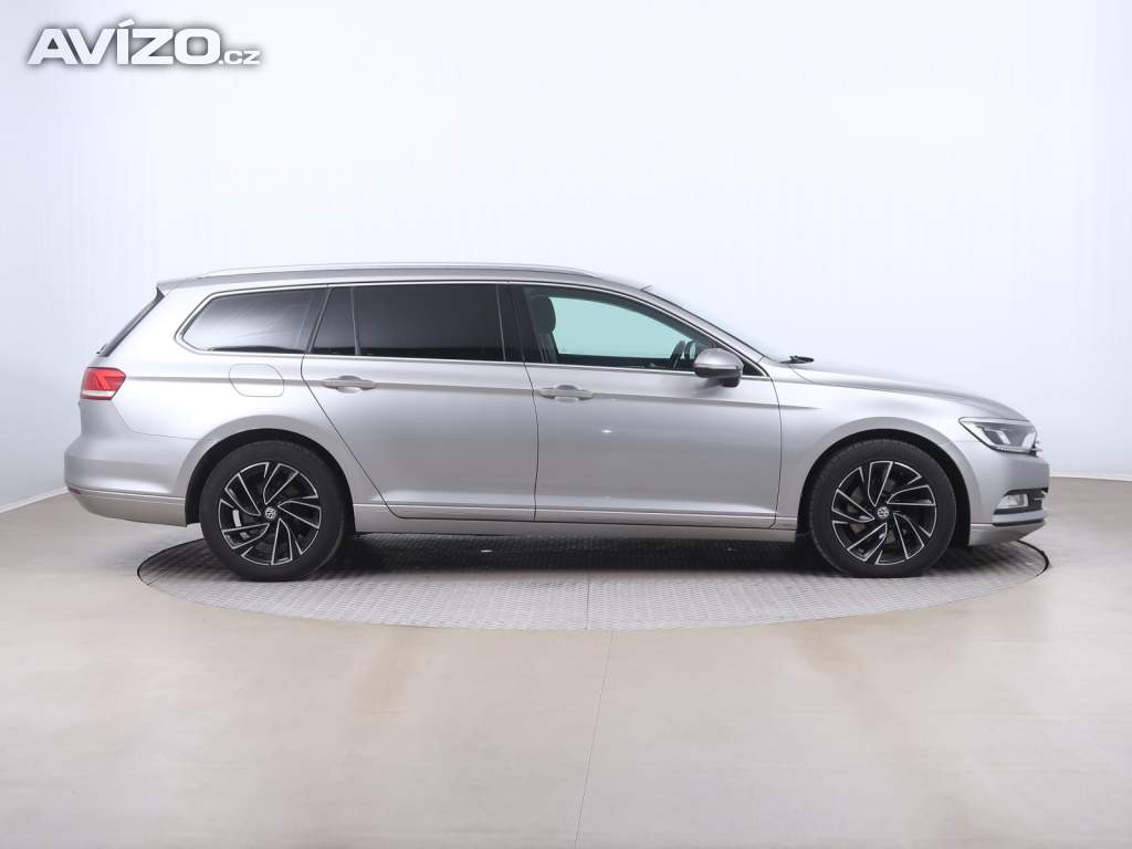 Foto inzerátu Volkswagen Passat 2.0 TDI