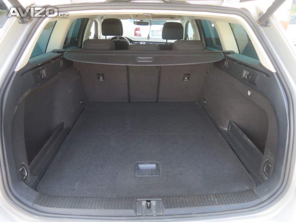 Foto inzerátu Volkswagen Passat 2.0 TDI