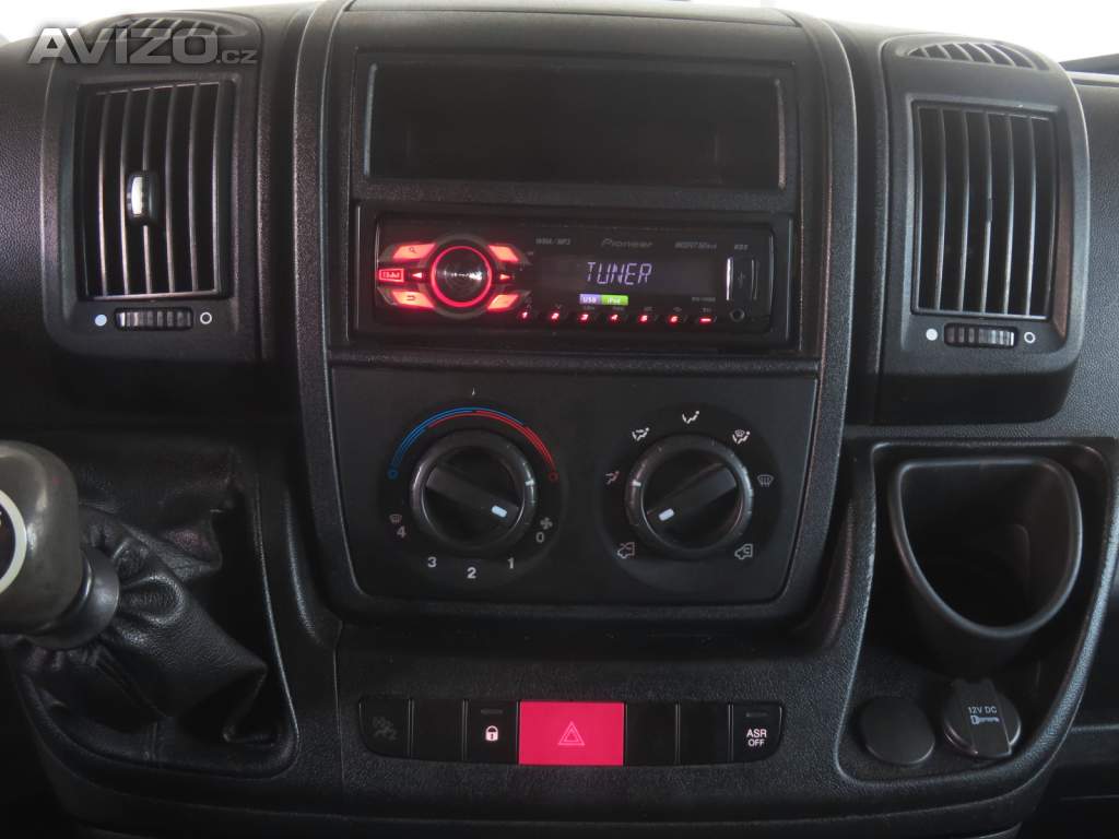 Foto inzerátu Citroën Jumper 2.2 HDi