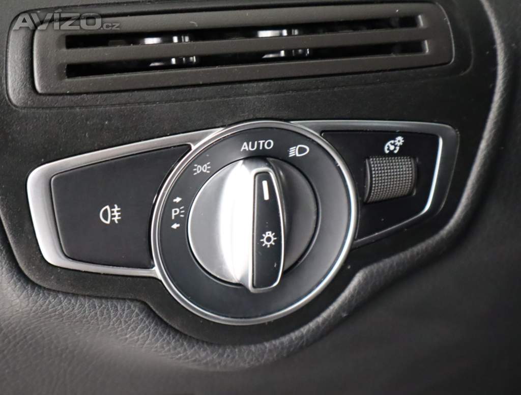 Foto inzerátu Mercedes-Benz GLC GLC 300 de 4MATIC