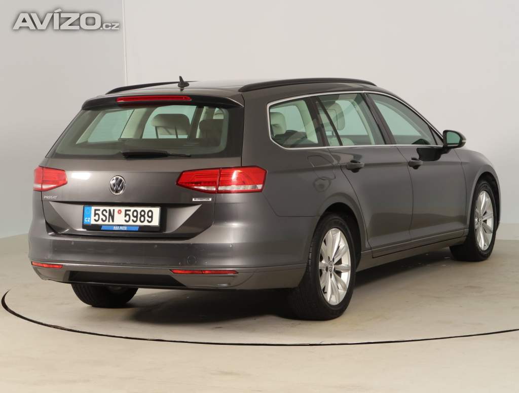 Foto inzerátu Volkswagen Passat 1.6 TDI