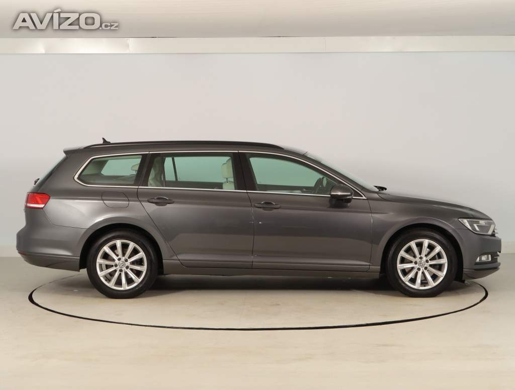 Foto inzerátu Volkswagen Passat 1.6 TDI