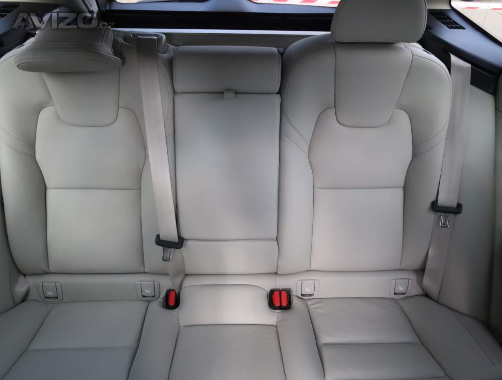 Foto inzerátu Volvo XC60 B5 AWD