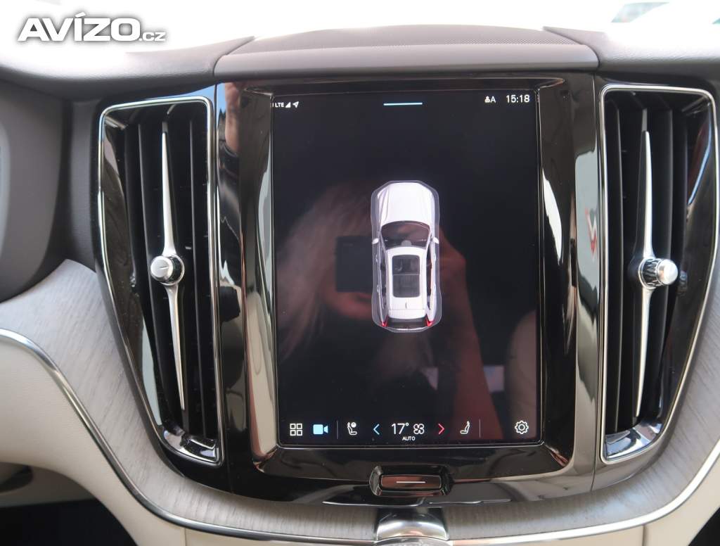 Foto inzerátu Volvo XC60 B5 AWD