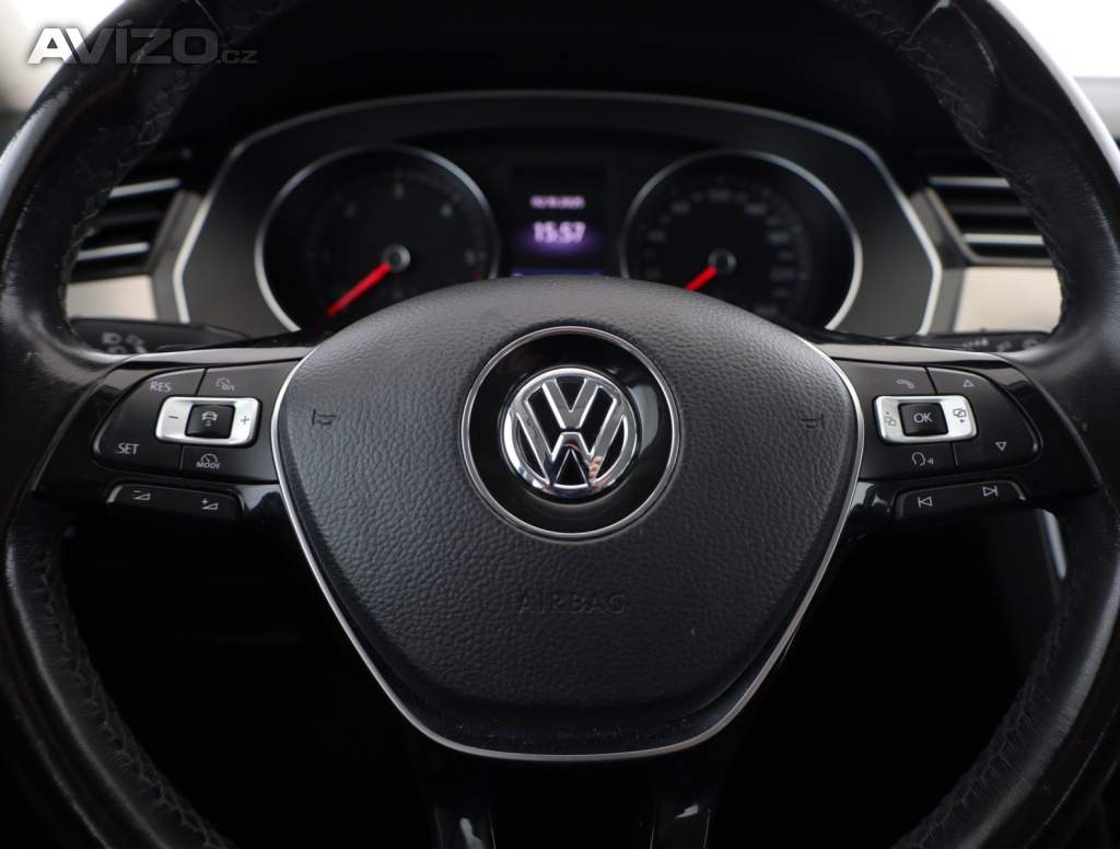 Foto inzerátu Volkswagen Passat 2.0 TDI