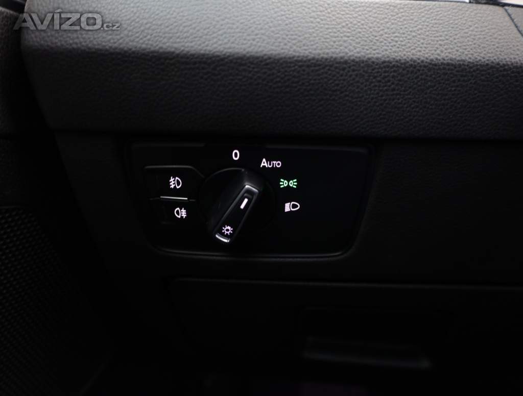 Foto inzerátu Volkswagen Passat 2.0 TDI