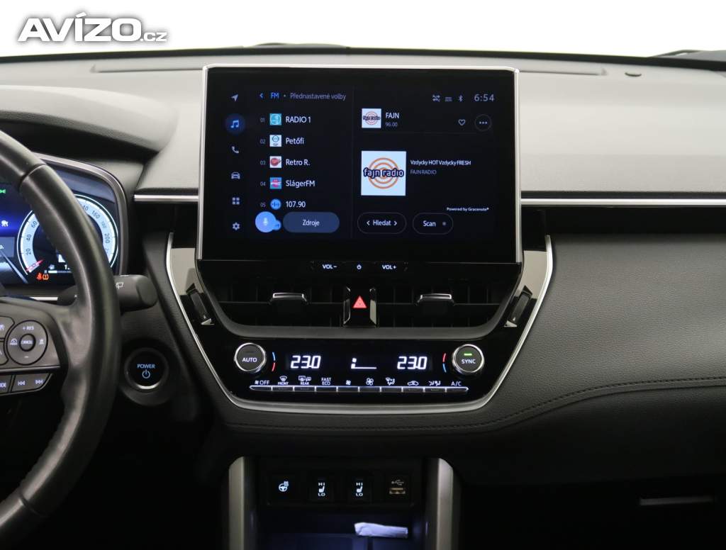 Foto inzerátu Toyota Corolla Cross 1.8 Hybrid