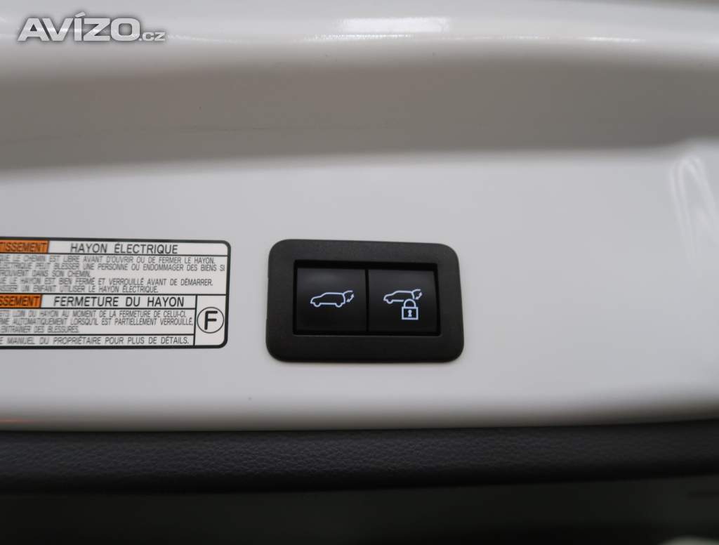 Foto inzerátu Toyota Corolla Cross 1.8 Hybrid