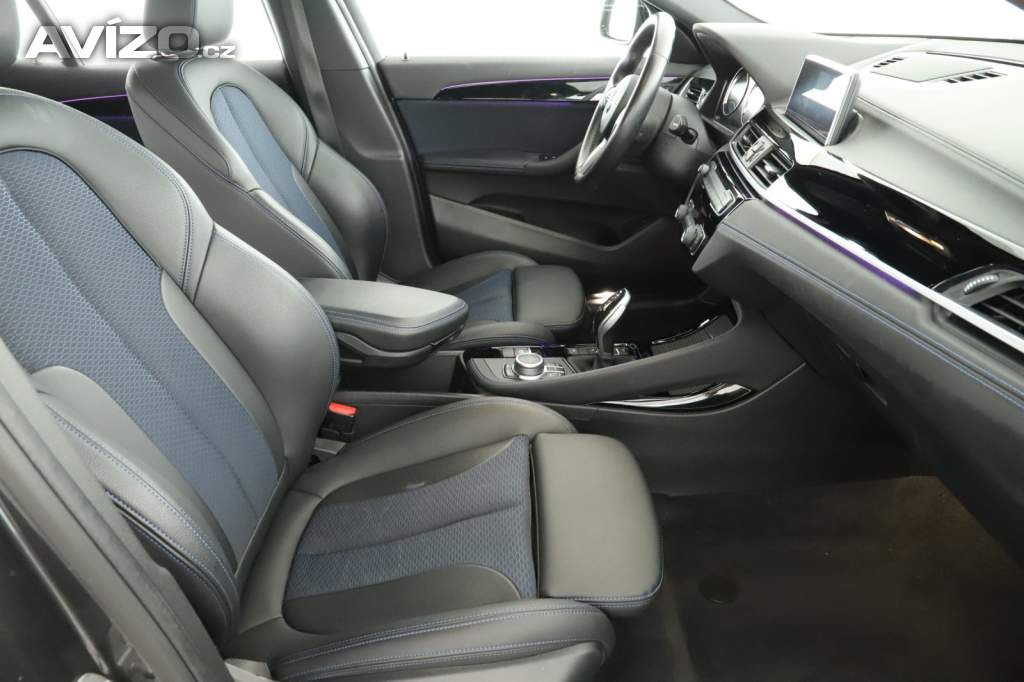 Foto inzerátu BMW X2 xDrive18d