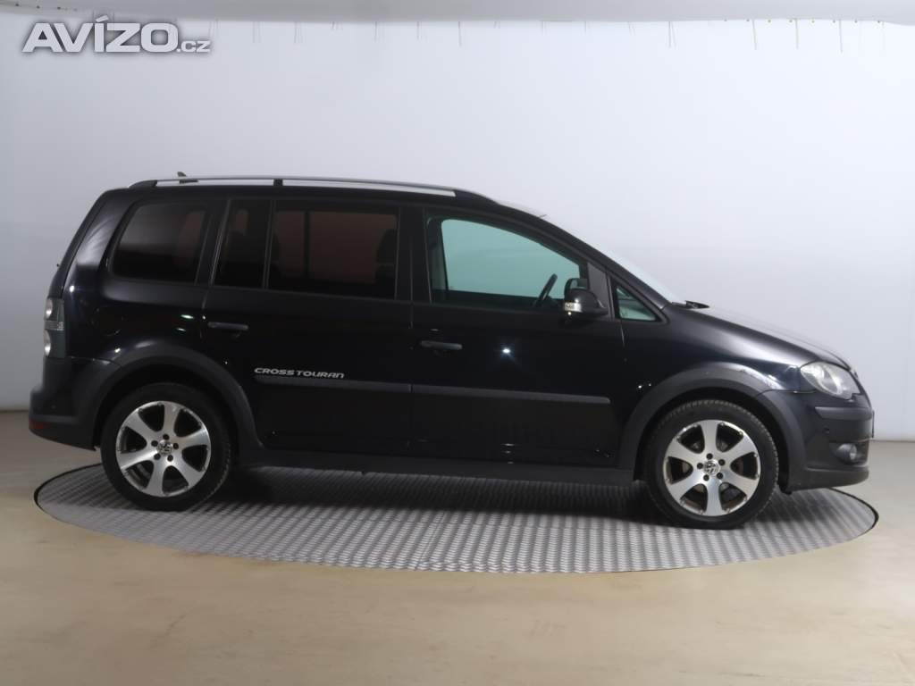 Foto inzerátu Volkswagen Touran 2.0 TDI