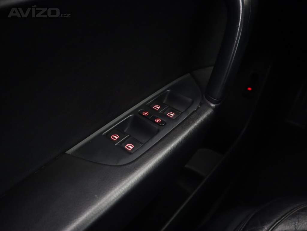 Foto inzerátu Volkswagen Touareg 3.0 TDI