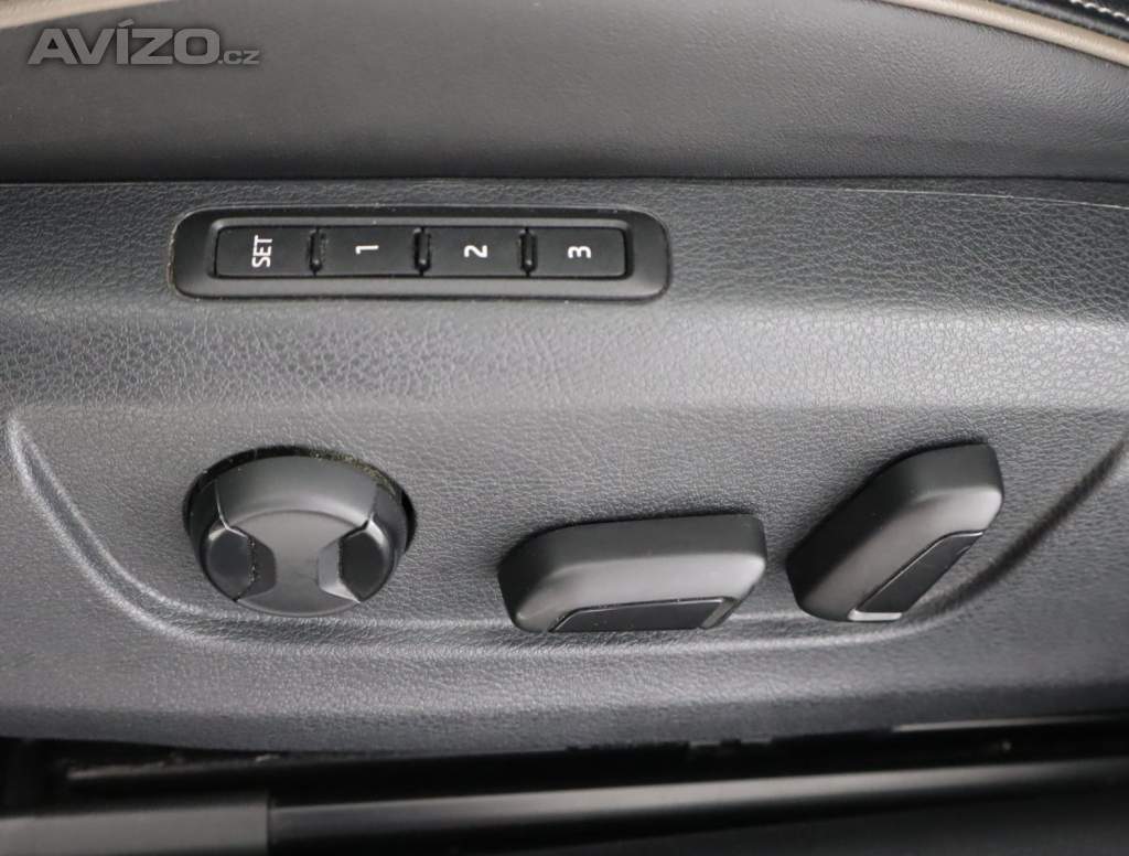 Foto inzerátu Škoda Superb 2.0 TDI