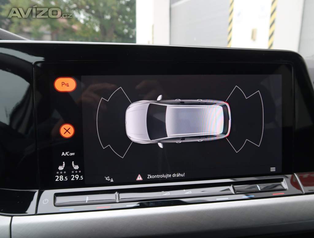 Foto inzerátu Volkswagen Golf 1.5 TSI