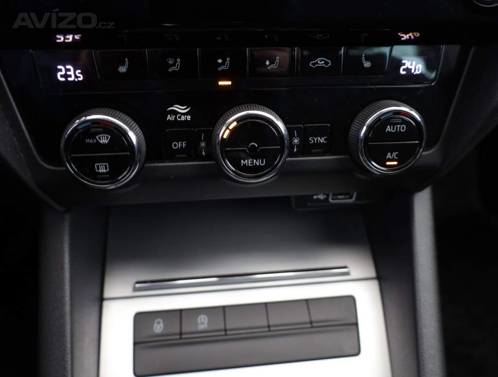 Foto inzerátu Škoda Octavia 1.5 TSI