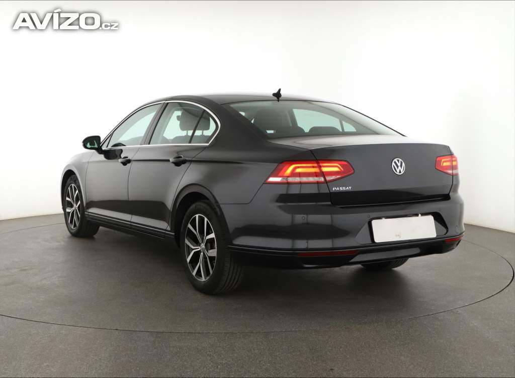 Foto inzerátu Volkswagen Passat 2.0 TDI